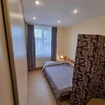 Appartamento 2-room In The House With The Separate Entrance & Free Parking Riga